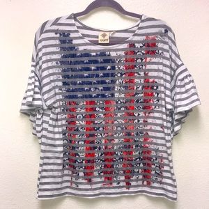 Alkamy Women’s Oversized Small Stripes Gray White AMERICAN Flag T-Shirt Top